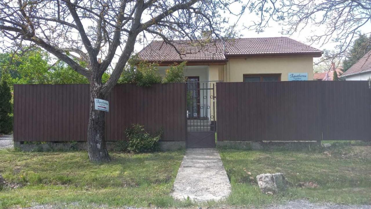 Aquatherma Apartman Sarospatak Luaran gambar