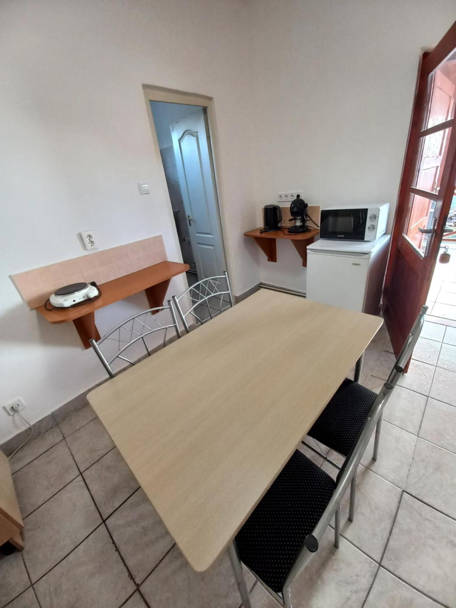 Aquatherma Apartman Sarospatak Luaran gambar