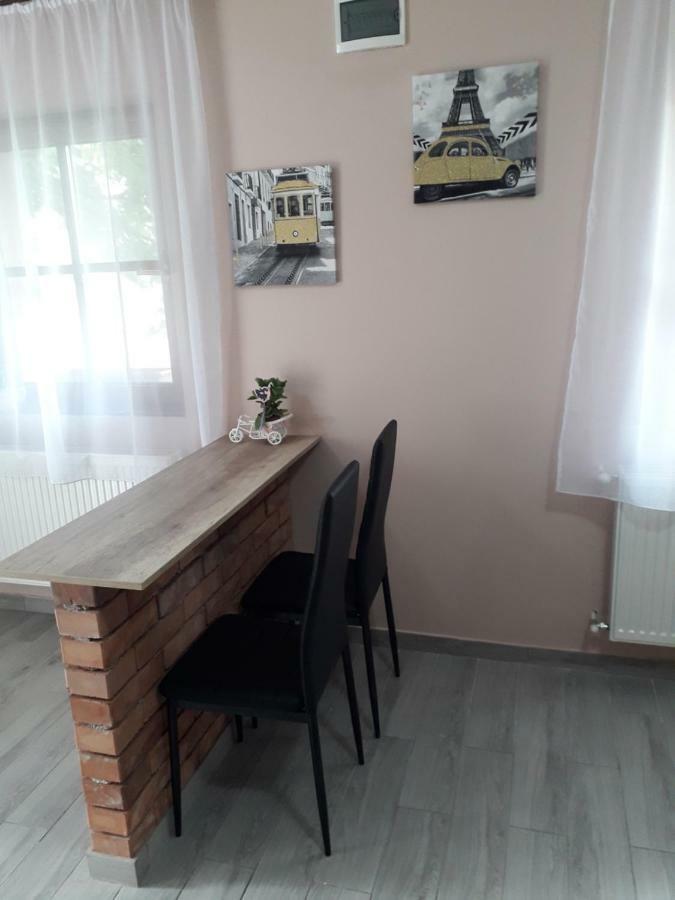 Aquatherma Apartman Sarospatak Luaran gambar