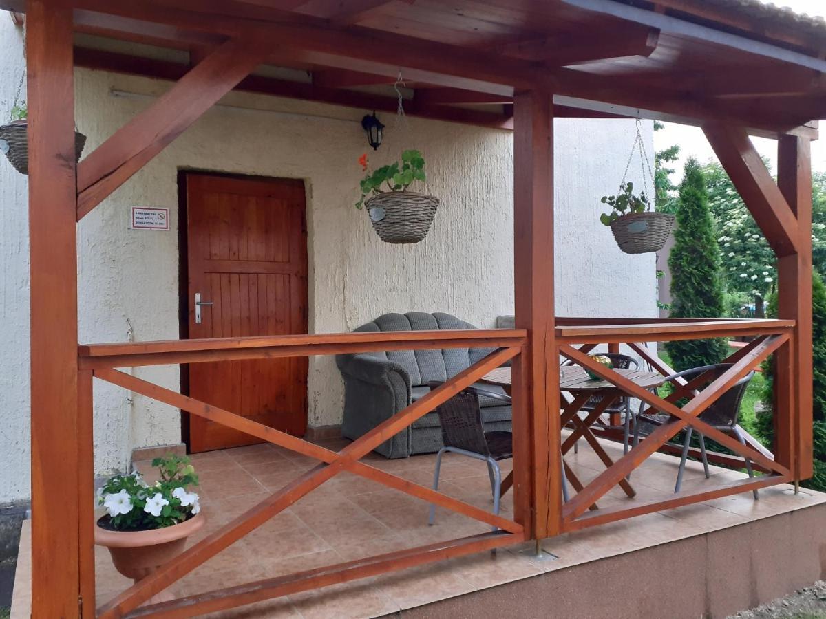 Aquatherma Apartman Sarospatak Luaran gambar